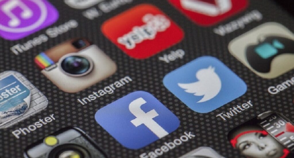 8 Mobile Employee Apps to Enhance Productivity