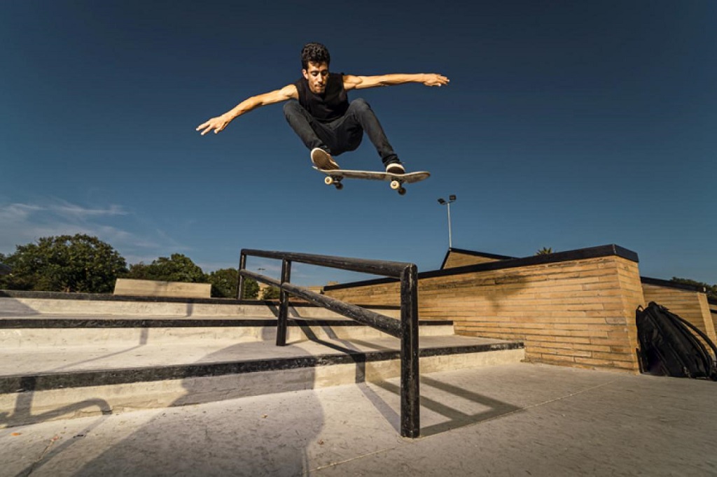 How Do You Jump on a Skateboard in Boneless