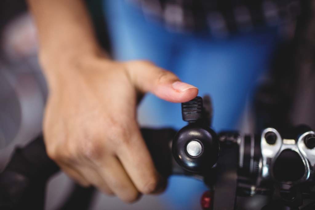 squeaky Peloton bike resistance knob