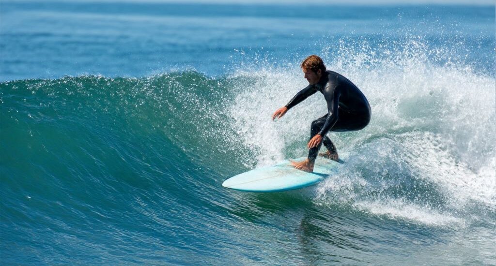 8ft Egg Surfboard vs 8ft Funboard: Which One Should You Choose?